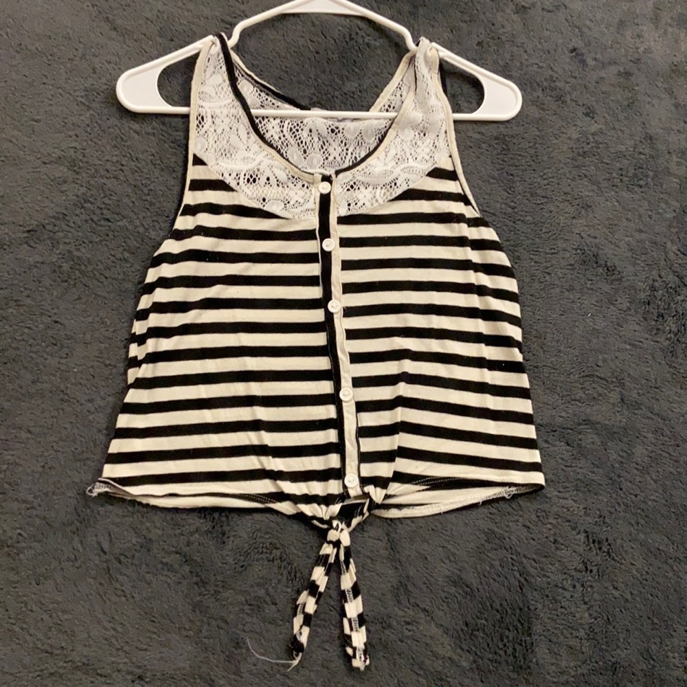 black and white top